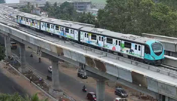 Kochi News:കൊച്ചി മെട്രോ ട്രാക്കിൽ നിന്ന് യുവാവ് റോഡിലേക്ക് ചാടി; ഗുരുതര പരിക്ക്