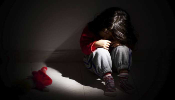 POCSO Case: ഒന്നാം ക്ലാസ് വിദ്യാർഥിനിയെ പീഡിപ്പിച്ചു; അയൽവാസിയായ യുവാവിനായി തിരച്ചിൽ, സംഭവം കളമശേരിയിൽ