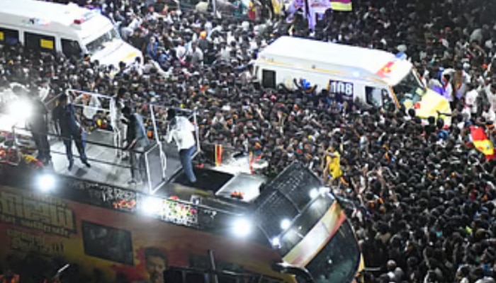 Karur Rally Stampede: കരൂർ ദുരന്തം; അനുശോചനം അറിയിച്ച് മുഖ്യമന്ത്രി പിണറായി വിജയനും വി.ഡി സതീശനും, സഹായം വാ​ഗ്ദാനം ചെയ്ത് വീണാ ജോർജ്