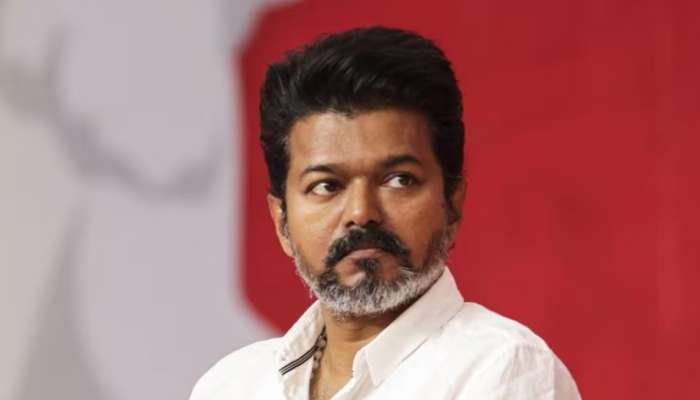 Karur Stampede: പോലീസ് ലാത്തി വീശി, കല്ലേറുണ്ടായി, ഹര്‍ജി നാളെ പരിഗണിക്കും; കരൂര്‍ ദുരന്തത്തിൽ ഗൂഢാലോചന ആരോപിച്ച് ടിവികെ കോടതിയിൽ