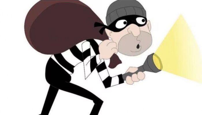 ATM Robbery Attempt: തൃശൂരിൽ എടിഎം കവർച്ചാശ്രമം; അലാം അടിച്ചതോടെ മോഷ്ടാവ് രക്ഷപ്പെട്ടു