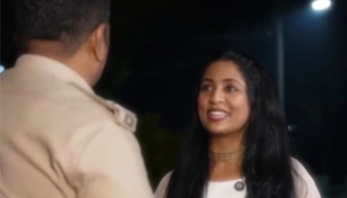 Navya Nair: 'പാതിരാത്രി' നടുറോഡിൽ ഡാൻസ്; നവ്യാ നായരെ പൊലീസ് പൊക്കി, എന്താണ് സംഭവം? - VIDEO