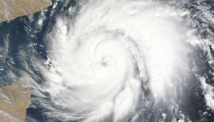 Heavy Rain Alert: മോൻതാ ചുഴലിക്കാറ്റ് വരുന്നു; കേരളത്തിൽ 29 വരെ ശക്തമായ മഴയ്ക്ക് സാധ്യത