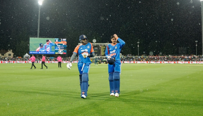 Ind vs Aus 1st T20I: &#039;കളിമുടക്കി മഴ&#039;; ഇന്ത്യ- ഓസ്ട്രേലിയ ഒന്നാം ടി20 മത്സരം ഉപേക്ഷിച്ചു