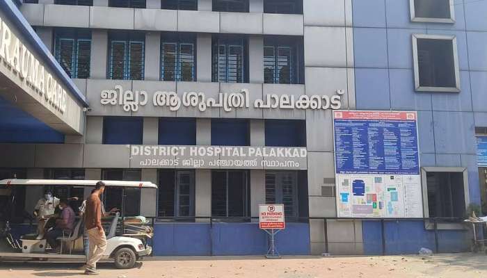 Palakkad News: &#039;രണ്ട് ലക്ഷം ആശ്വാസമേയല്ല&#039;; സര്‍ക്കാര്‍ ധനസഹായത്തില്‍ പ്രതികരിച്ച് കൈമുറിച്ചുമാറ്റിയ കുട്ടിയുടെ അമ്മ