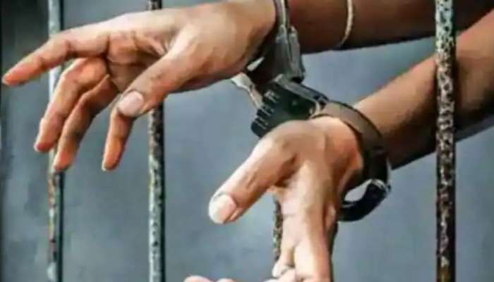 Kozhikode Crime: മുളകുപൊടി വിതറി മാല മോഷ്ടിക്കാൻ ശ്രമിച്ച യുവതി അറസ്റ്റിൽ; സംഭവം കോഴിക്കോട്